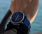 O mais recente smartwatch da Garmin acrescenta à funcionalidade do Fenix 8 Pro a funcionalidade marine-first. (Fonte da imagem: Garmin)