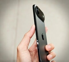 Espera-se que o sucessor do iPhone Air “ Apple ” venha equipado com duas câmeras traseiras.