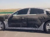 Um Xiaomi Car em um protótipo de camuflagem. (Fonte: Xiaomiui)