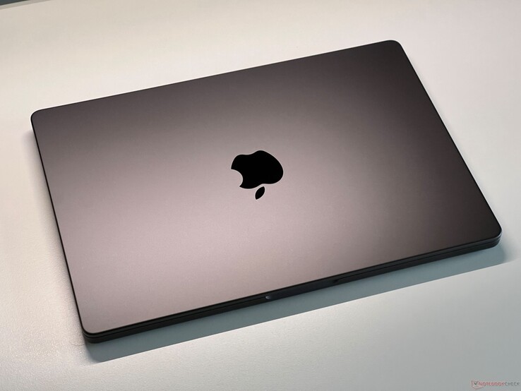 Em seus 42 anos de história, a Apple nunca fabricou um Mac com tela sensível ao toque - ainda.