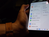 O OnePlus Open funcionando com uma caneta stylus. (Fonte: u/Rashed341 via Reddit)