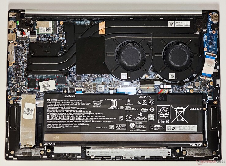 HP Pavilion Plus 16: Parte interna