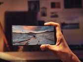 A Sony faz grande parte do display do Xperia 1 III em materiais de marketing. (Fonte da imagem: Sony)