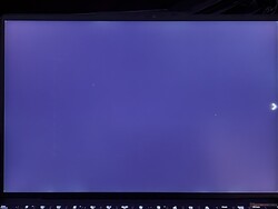 ThinkPad Z13: Quase sem sangramento de luz de fundo