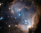 Imagem do Hubble de uma região de formação de estrelas na Pequena Nuvem de Magalhães (Telescópio Espacial Hubble da NASA via Unsplash; cortada)