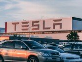 As linhas de negócios de armazenamento de energia da Tesla cresceram 114% em 2024 (Fonte da imagem: Craig Adderley, Pexels)