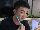 Carl Pei em seus dias de OnePlus. (Fonte: YouTube)