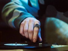 Os rumores de novos relógios Casio poderiam seguir o recém-lançado CRW-001 (foto). (Fonte da imagem: Casio)