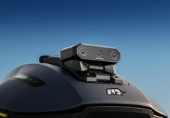 A Mammotion está apresentando dois cortadores de grama robóticos aprimorados para gramados menores, de até 1.000 metros quadrados, na CES 2026. (Fonte da imagem: Mammotion)