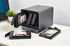 Minisforum N5 Pro com AMD Ryzen AI 9 HX PRO 370 (Fonte da imagem: Notebookcheck)