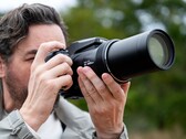 A Coolpix P1100 tem uma lente com zoom de 125x (Fonte da imagem: Nikon)