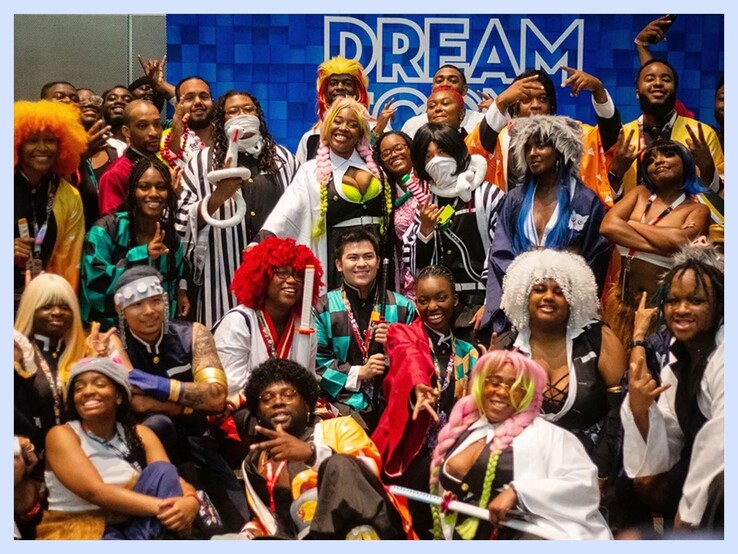 Centenas de cosplayers se encontram na DreamCon todos os anos.