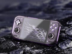 O Retroid Pocket Nova é um console portátil com proporção de tela 4:3, equipado com o processador Android.