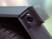 O Cybertruck pode atingir velocidades de 350 kW com o V4 Supercharger (imagem: Top Gear/YT)
