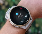 O Forerunner 570 não conta com alguns recursos que a Garmin oferece no Forerunner 970, na última foto. (Fonte da imagem: Garmin)