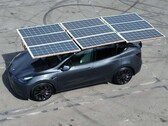 Tesla: Hobbyist mostra um teto solar em seu carro elétrico (Imagem: somid3, Reddit)