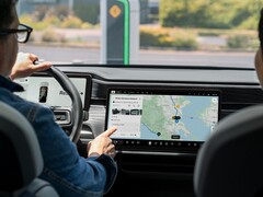 Um EV da Rivian rodando o Google Maps. (Fonte da imagem: Rivian)