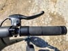 O SoFlow usa um punho giratório para operar o motor.