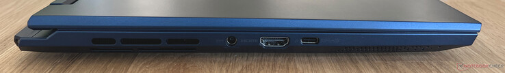 Esquerda: fonte de alimentação, HDMI 2.1, USB-C 3.2 Gen.2 (10 GBit/s, modo DisplayPort ALT, fornecimento de energia)