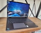 Lenovo Yoga 7i 16 IAP7 agora enviado com gráficos Intel Arc A370M por $1400 USD