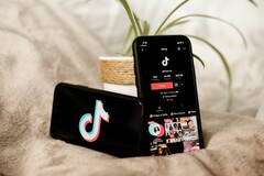 Aplicativo TikTok (Fonte da imagem: Collabstr, Unsplash)