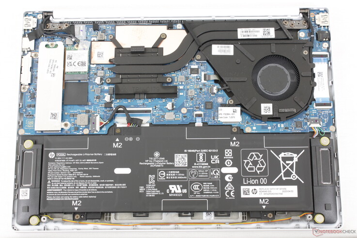 Parte interna do OmniBook 7 Aero 13