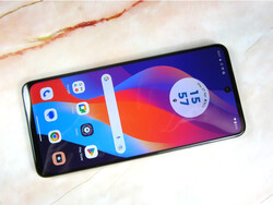 O Motorola Moto G73 5G usado para esta análise foi gentilmente cedido pela Motorola Alemanha.