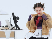 A Canon lança a câmera sem espelho EOS R50 V, projetada para ajudar os criadores de mídia social a fazer transmissões ao vivo e publicar atualizações de alta qualidade com facilidade. (Fonte da imagem: Canon)