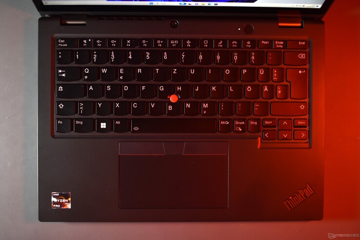 ThinkPad L13 Yoga G4 AMD: área do teclado