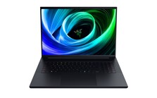 Ângulo frontal do laptop para jogos Razer Blade 18 (Fonte da imagem: Razer PR)