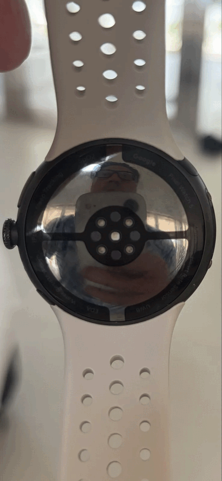 Imagem vazada do Google Pixel Watch 5.