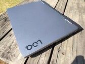 O Lenovo LOQ 16IRH8 (Fonte da imagem: Darryl Linington - Notebookcheck)