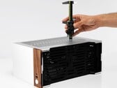 A Noctua não confia nos fabricantes de gabinetes no que diz respeito ao espaço disponível para ventiladores.