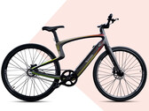 O Urtopia Carbon E-Bike pesa 30 lbs (~14 kg). (Fonte da imagem: Urtopia)