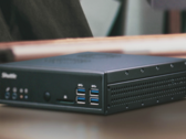 O Shuttle XPC DA320 pode ser adquirido como um sistema completo. (Fonte de imagem: Shuttle)