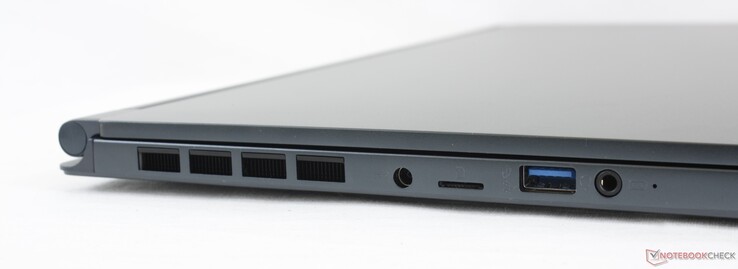Esquerda: adaptador AC, leitor MicroSD, USB-A 3.2 Gen. 1, 3.5 mm de áudio combinado