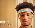 A faixa de cabeça Muse S Athena rastreia o funcionamento do seu cérebro para ajudar a melhorar o sono, o desempenho e o bem-estar por meio de biofeedback. (Fonte da imagem: Muse)