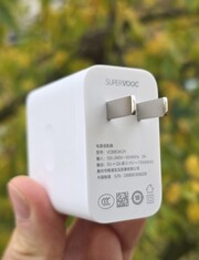 Review do Oppo Find X9 Pro. (Fonte da imagem: Marcus Herbrich)