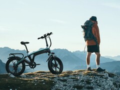 A e-bike Fuell Folld-1 já está disponível nos EUA e na UE. (Fonte da imagem: Fuell)