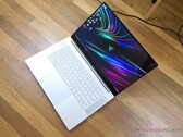 Breve Análise do Portátil Razer Blade 15 Base Model 2020: A atualização da Intel Comet Lake-H de 10ª Geração
