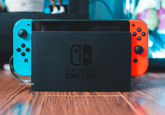 Há rumores de que o Switch 2 manterá a compatibilidade com os jogos do Nintendo Switch. (Fonte da imagem: Erik Mclean)