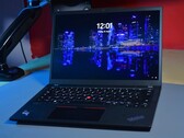 Análise do laptop Lenovo ThinkPad X13 G4 Intel: Viajante 5G compacto com OLED