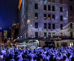 O Lucid Gravity. A montadora iniciará as entregas regulares do SUV em abril de 2025 (Fonte da imagem: Lucid)