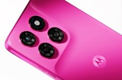 O Moto G47 mostrado aqui ganhará em breve um modelo irmão com uma bateria maior.