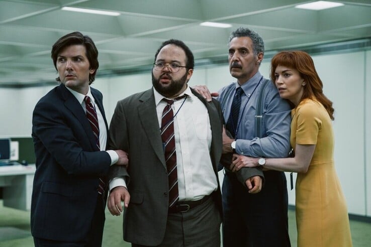 Ben Stiller, parte de uma premissa brilhantemente assustadora: e se o trabalho e a vida pessoal do senhor pudessem ser completamente separados? (Fonte da imagem: Apple TV+)