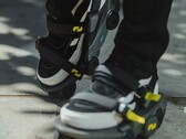 Os Moonwalkers da Shift Robotics utilizam algoritmos de IA para acionar o skate de 8 rodas para andar mais rápido. (Fonte: Shift Robotics)