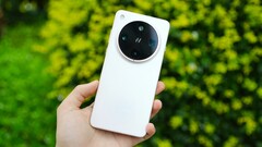 Espera-se que o sucessor do Oppo Find X8 Ultra seja equipado com quatro sensores de câmera bem diferentes. (Fonte da imagem: Weibo)