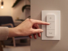 A versão 5.43.0 do aplicativo Philips Hue melhora o processo de configuração de acessórios como interruptores de luz. (Fonte da imagem: Philips Hue)