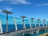 Pratos marítimos Starlink em um navio de cruzeiro (imagem: Royal Caribbean)
