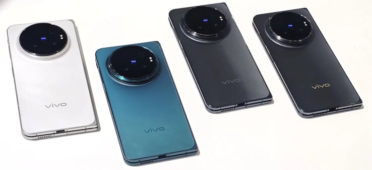 O Vivo X Fold6 nas quatro cores disponíveis no lançamento.